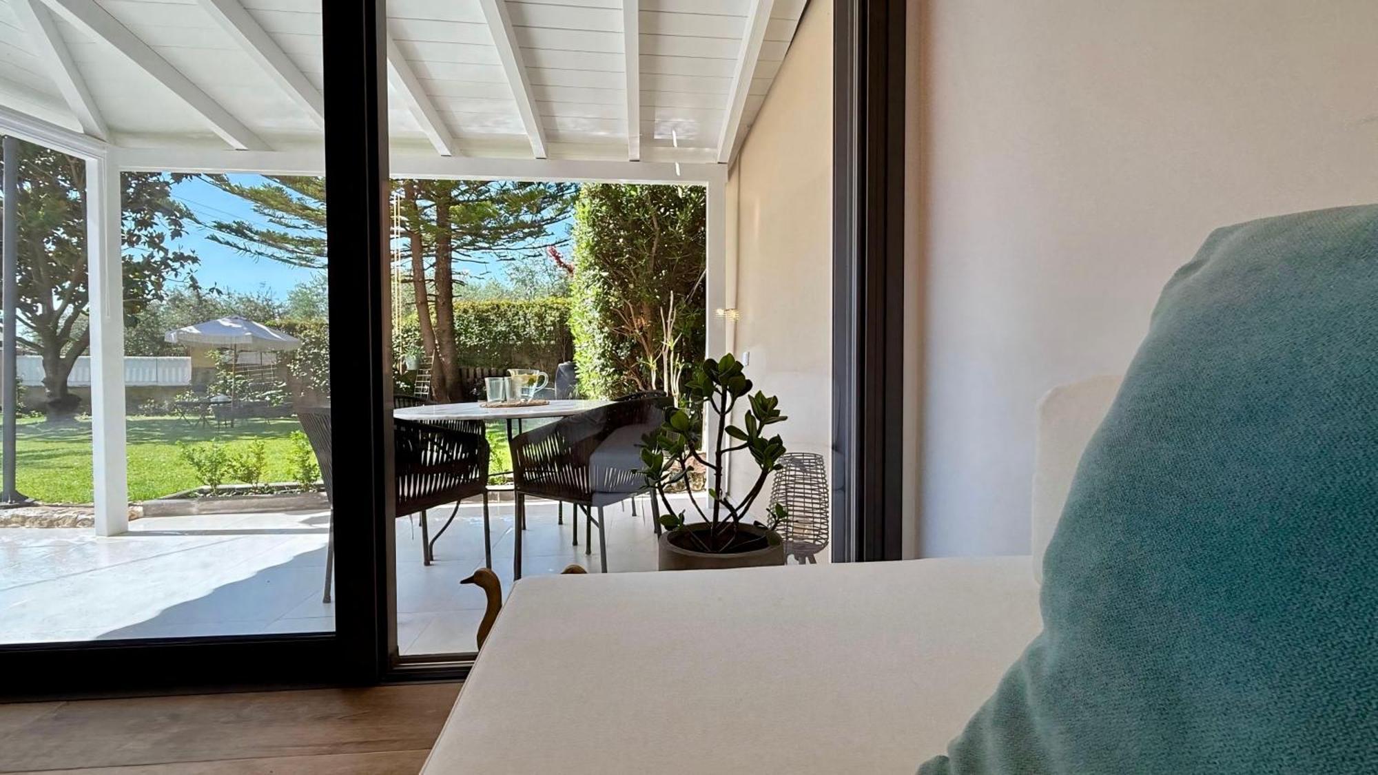 Le Jardin Apartment Каламата Екстериор снимка