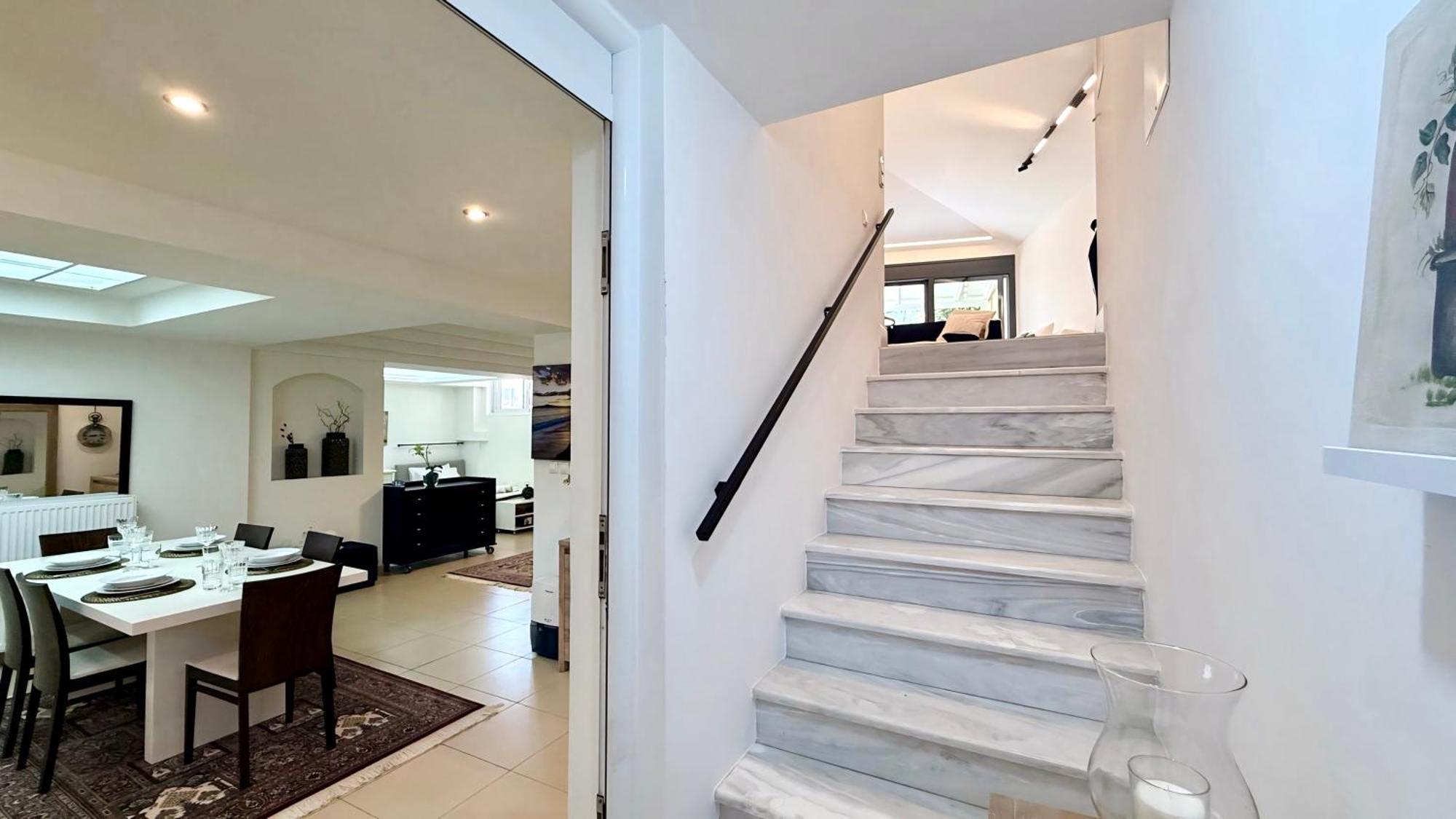 Le Jardin Apartment Каламата Екстериор снимка